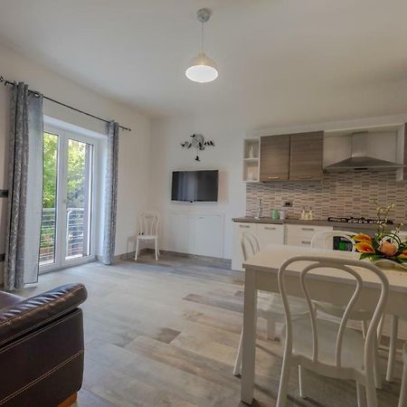 הוילה קרוביניו Casa Angela Rosa מראה חיצוני תמונה