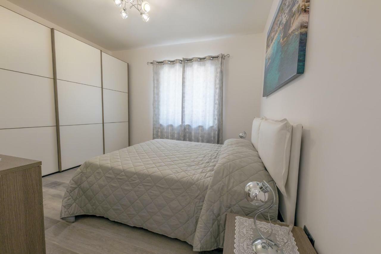 הוילה קרוביניו Casa Angela Rosa מראה חיצוני תמונה