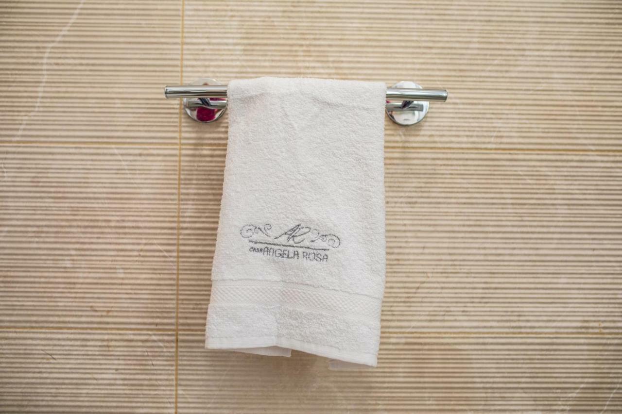 הוילה קרוביניו Casa Angela Rosa מראה חיצוני תמונה